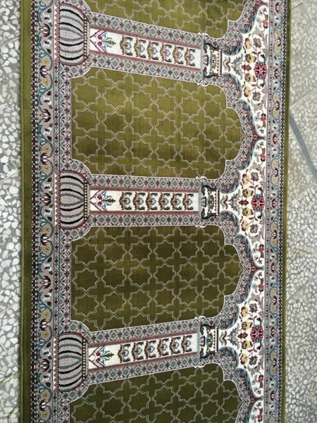 قیمت عمده فرش مسجد با طرح محرابی در کارخانه کاشان