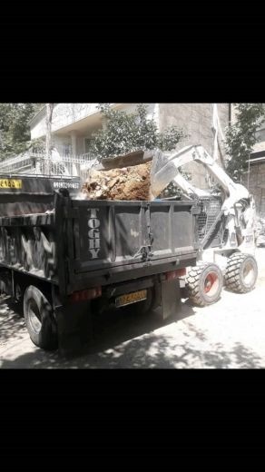 حمل نخاله بانیسان کمپرسی ودراوردن نخاله ازپارکینگ